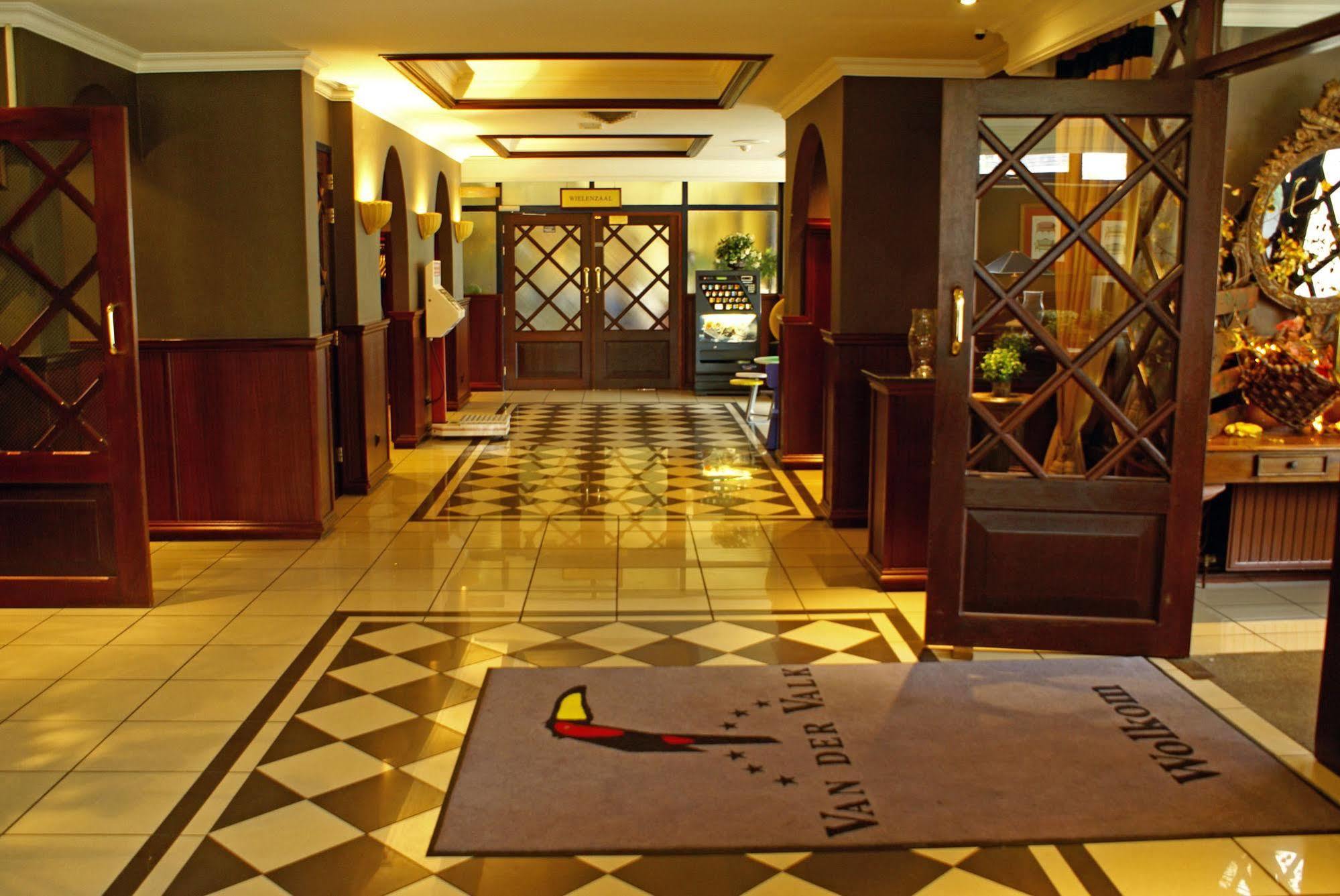 Van Der Valk Hotel Hardegarijp - Leeuwarden Extérieur photo